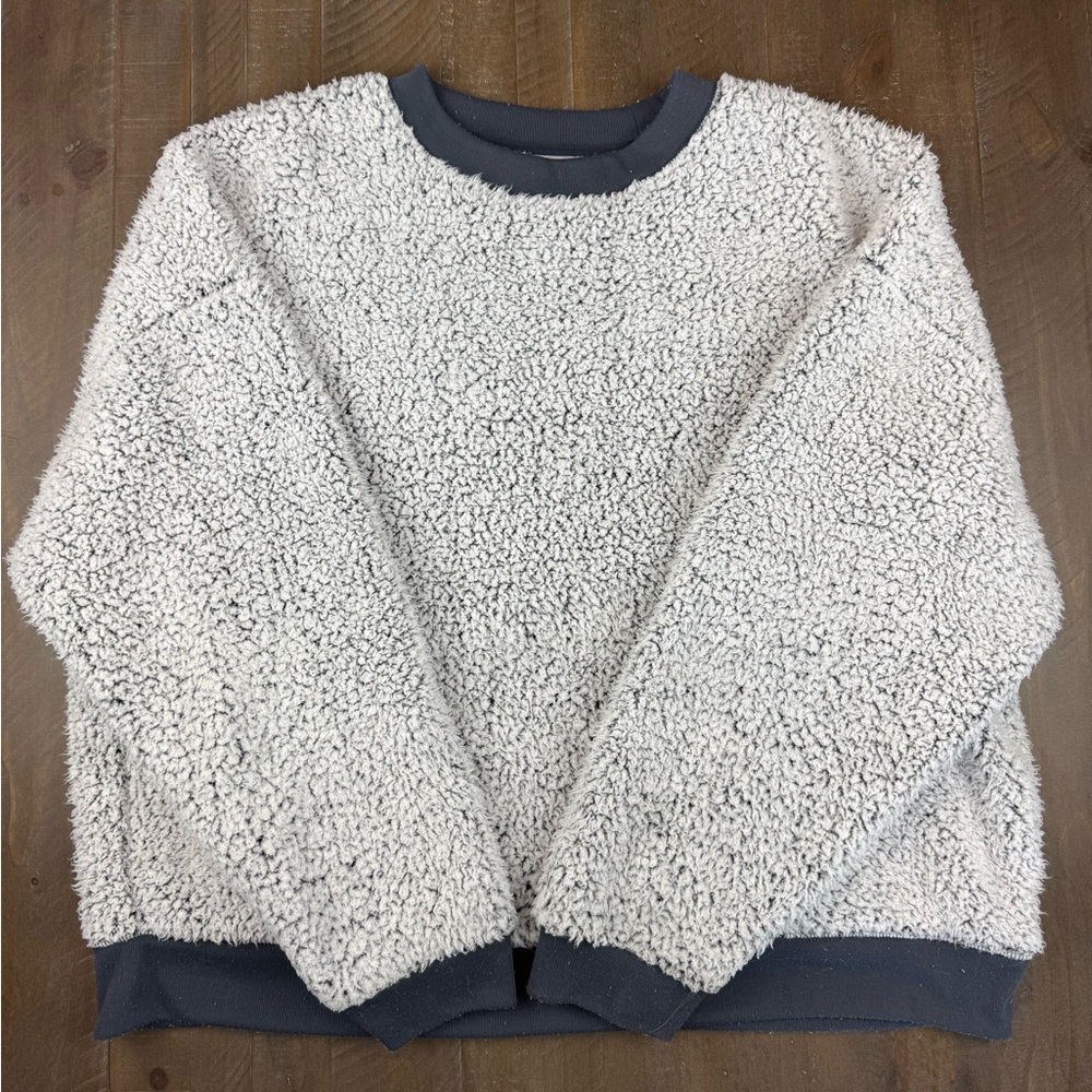 Secret Treasures Gray Sherpa Pullover